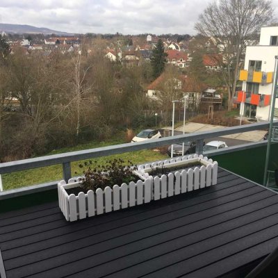 Helle 2-Zimmer-Wohnung mit Balkon