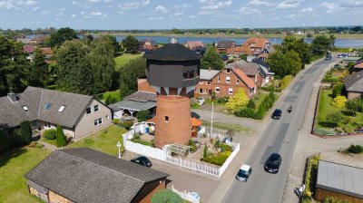 Panoramablick auf die Elbe - Wohnen im Wasserturm