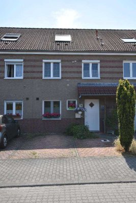 Reihenmittelhaus in Blankenfelde zu verkaufen!