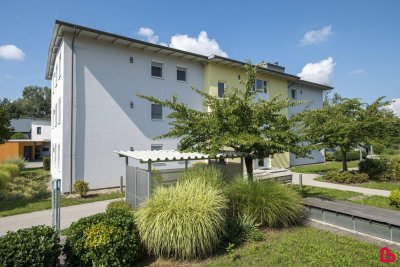 Sehr schöne 2-Zimmer Wohnung in Schleißheim mit Loggia