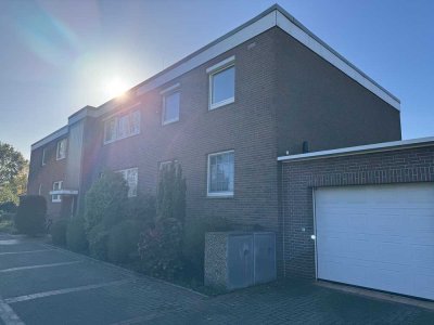 Renovierte Dachgeschosswohnung mit Loggia, Garage und Gartenbereich in Bad Zwischenahn - zentrumsnah