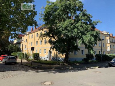 3 Raum-Wohnung ca. 60 qm Balkon im 2.OG -Gartenausblick in Bitterfeld