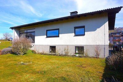 Charmanter Bungalow in Mondsee-Schlössl - Wohnen in Top-Lage mit großem Potenzial !