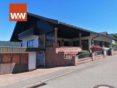 Schönes Haus in Traumlage 
mit Weitblick
bis in die Rheinebene.