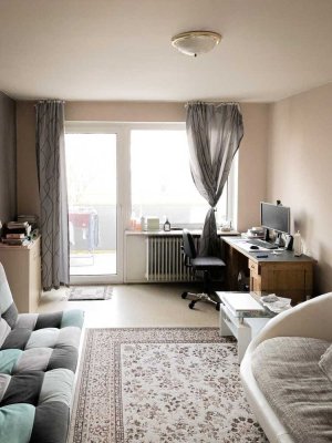 Balkon, Badewanne, Einbauküche - praktische 1-Zimmer-Wohnung in Dreieich-Sprendlingen