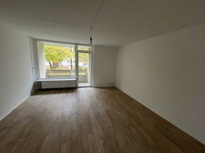 Schöne 1 Zimmer Wohnung .