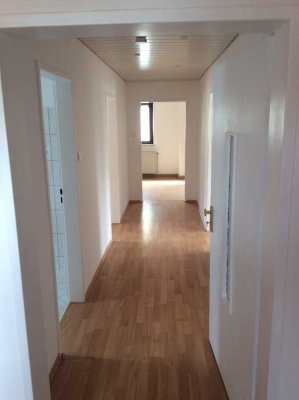 750 €, 85 m², 3 Zimmer