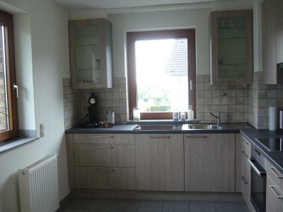 Würselen-Teut, 3 Zimmer im 1. OG, verklinkert, BJ 2007, EBK, ruhige SW-Lage am Waldrand