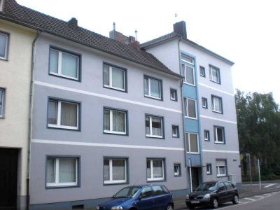 Schöne Erdgeschoss-Wohnung mit Terrasse in gepflegtem Mehrfamilienhaus in MG-Hardterbroich-Pesch