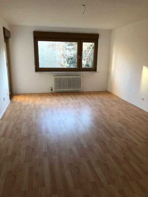 Exklusive und Helle 3-Zimmer-Wohnung mit Balkon in Böblingen