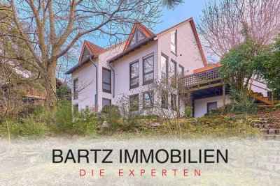 Hochwertig erbautes Architektenhaus mit Einliegerwohnung in beliebter Höhenlage