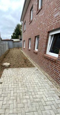 ***LAATZEN - GLEIDINGEN*** Atelier-Wohnung in exklusivem 6-FH ! Einbauküche ! Balkon � ! Garage !