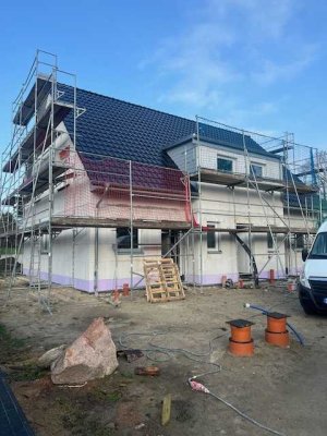 Neubau Doppelhaushälfte in Neuendof bei Kemnitz