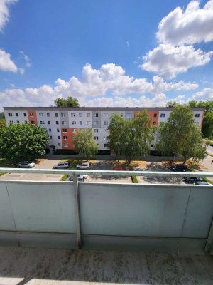 4-RW - Balkon - Bad mit Wanne - Aufzug - PKW-Stellplatz