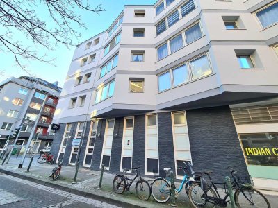 *IDEAL  FÜR STUDENTEN - ZENTRALES APARTMENT* - geräumige 2 Zimmer Einheit in Friedrichstadt