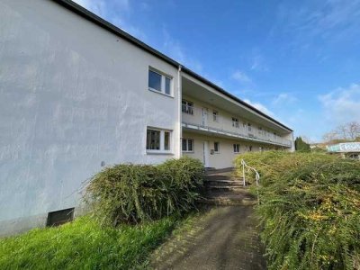 *in Sanierung* 2 Zimmer Erdgeschosswohnung mit Terrasse