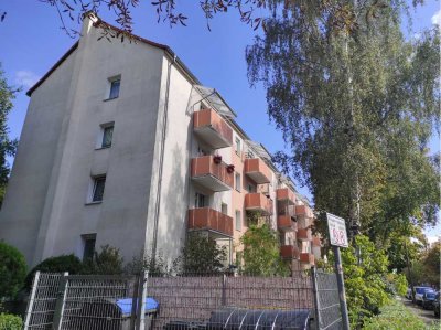 Auch selbst sofort beziehbare Wohnung mit Balkon im 1.OG in guter Wohnlage zu verkaufen