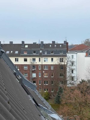 Exklusive, gepflegte 3-Zimmer-Maisonette-Wohnung in Köln Zollstock