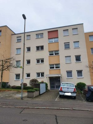 Gepflegte 2-Zimmer-Wohnung mit Balkon und Einbauküche in Wendlingen