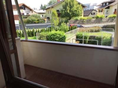 Garconniere mit überdachtem Balkon