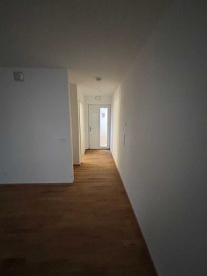 Erstbezug, 1-Zimmer Appartement mit Balkon/Loggia, Kellerabteil u. Tiefgaragenstellplatz