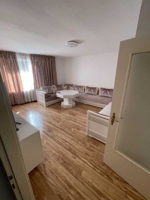 Zentral wohnen - geräumige 3 Zimmer Wohnung in Friedrichstadt