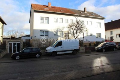 Große Doppelhaushälfte mit separater Gewerbehalle  in Stadecken.