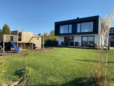 Moderne 10-Zimmer-Villa mit gehobener Innenausstattung und schönstem Ausblick in Bad Oeynhausen