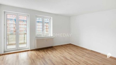 Bezugsfrei! Attraktive 3-Zimmer-Wohnung mit Balkon in Erfurt