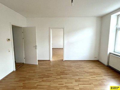 renovierte Altbauwohnung in zentraler Lage