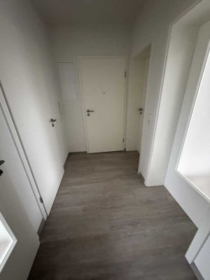 Nach Mieter gesucht für geräumige helle 2-Zimmer-Wohnung in ruhiger Wohnlage.