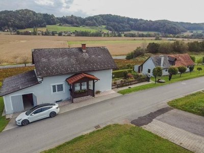 Einfamilienhaus mit Nebengebäude in sonniger Lage in Kirchbach ...!