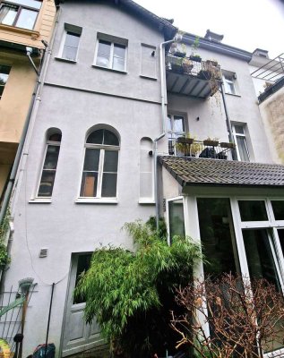 IMWRC – Geschmackvolle Denkmalschutz-ETW in 2.OG mit Balkon in Elberfeld!