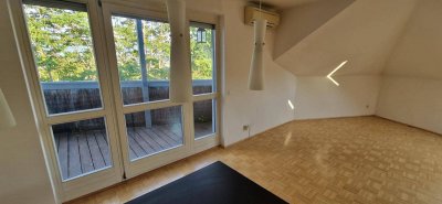 Sonnige Dachterrassenwohnung in ruhiger Lage