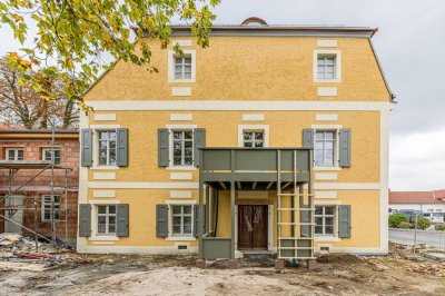 // Herrenhaus Hohnstädt // ERSTBEZUG // 4 Zimmer mit Terrasse und Veranda //