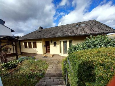 Schönes  6-Zimmer-Einfamilienhaus  in Mertesdorf bei Trier mit tollem Weitblick