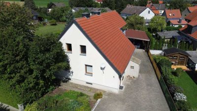 Reserviert! Einfamilienhaus mit parkähnlichem Grundstück!