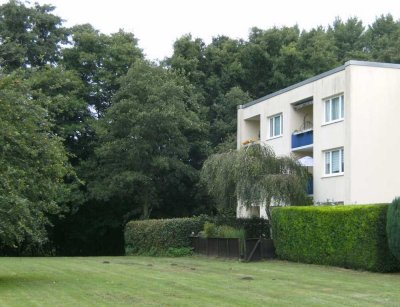 NATURNAHE 3-ZIMMER-WOHNUNG MIT GARTEN, LOGGIA UND SONNENTERRASSE – IHR NEUES ZUHAUSE IN AMMERSBEK