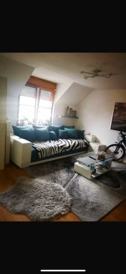 ***EINZIEHEN-GENIESSEN!***HELLE 2 ZIMMER DG MAISONETTEWOHNUNG IN EINER BEGEHRTEN LAGE