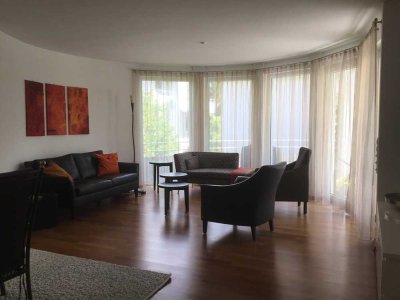 Exklusive, neuwertige 4-Zimmer-Wohnung mit geh. Innenausstattung mit Balkon und EBK