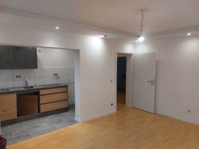 Wunderschön renovierte Wohnung mit Balkon, Garage und Garten in der Norbertstraße, Essen