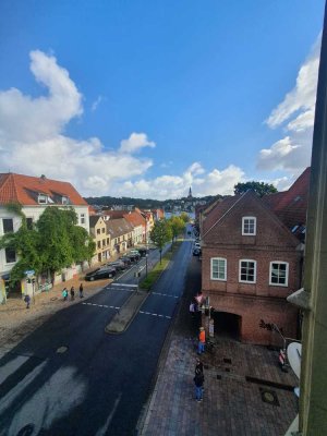 Wohnen nahe Flensburgs Flaniermeile! Helle 4-Zimmer Wohnung mit Blick auf den Hafen