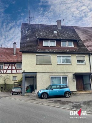 Einfamilienhaus mit kleinem Ladengeschäft