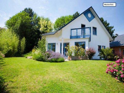 Provisionsfrei Einfamilienhaus in 65510 Idstein, Erlespfad