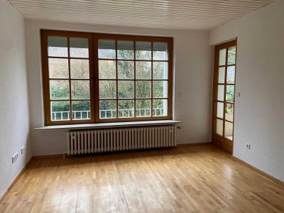 Erstbezug nach Sanierung: ansprechende 3-Zimmer-Wohnung mit Einbauküche und Balkon in Leverkusen