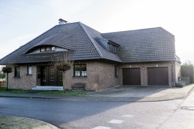 Freistehendes Wohnhaus in ruhiger Lage, Massivbauweise