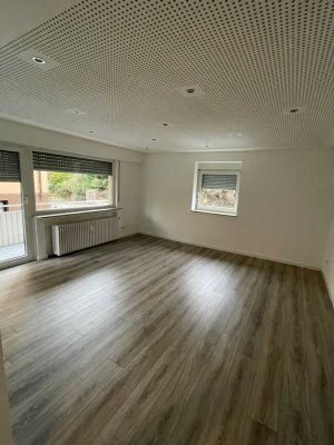 Stilvolle, gepflegte 2-Raum-Wohnung mit Balkon in Langenfeld (Rheinland)