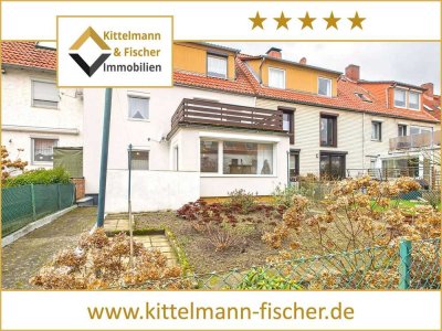 GEPFLEGTES MEHRFAMILIENHAUS IN WOB-MITTE! DREI ETAGEN, EIGENTUMGSGRUNDSTÜCK! SELBSTNUTZER/INVESTOREN