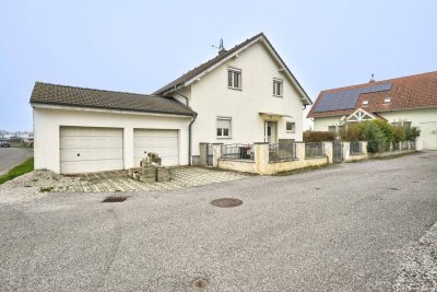 ** Charmantes Einfamilienhaus – Großzügige Räume mit Wohlfühlfaktor **