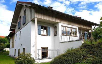 Das gemütliche  Einfamilienhaus in Kaufbeuren bietet Wohnen und Leben auf 177 m²